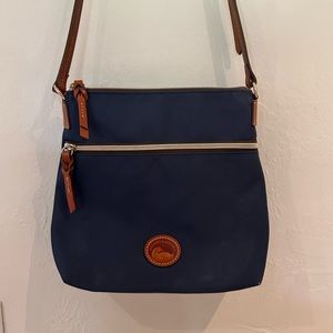 Dooney & Bourke crossbody bag